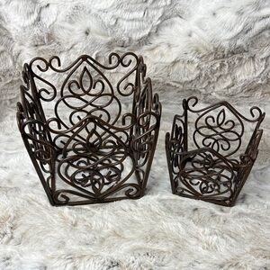 Vintage Southern Living at Home Rosedale Planters/Containers. Brown Metal